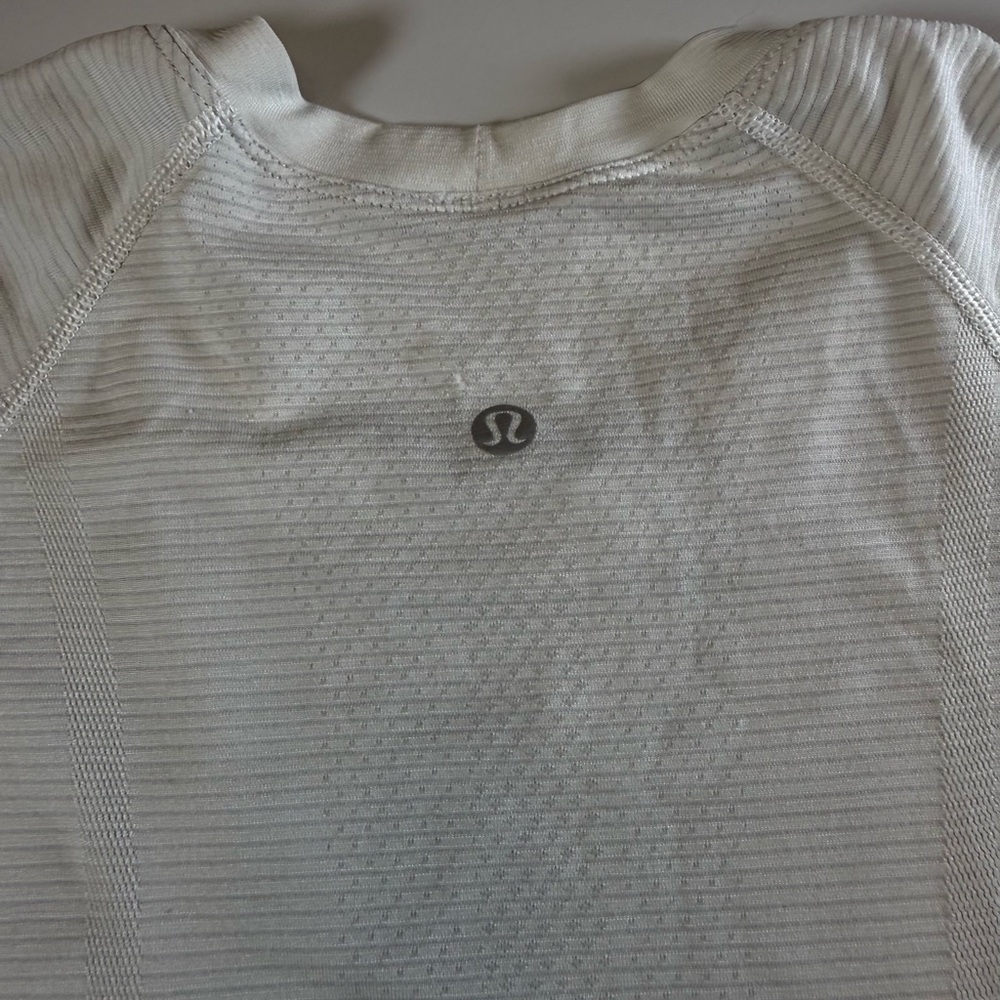 lululemon athletica White Textured Sweatshirt